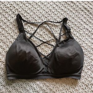 VSX lightweight sports bra